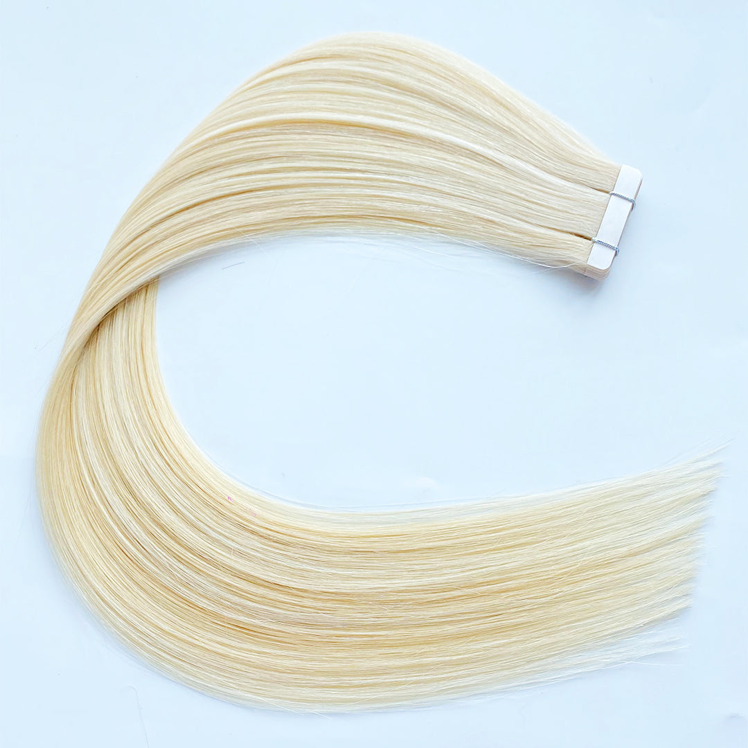 Tape-Extensions 613/24 gesträhnt